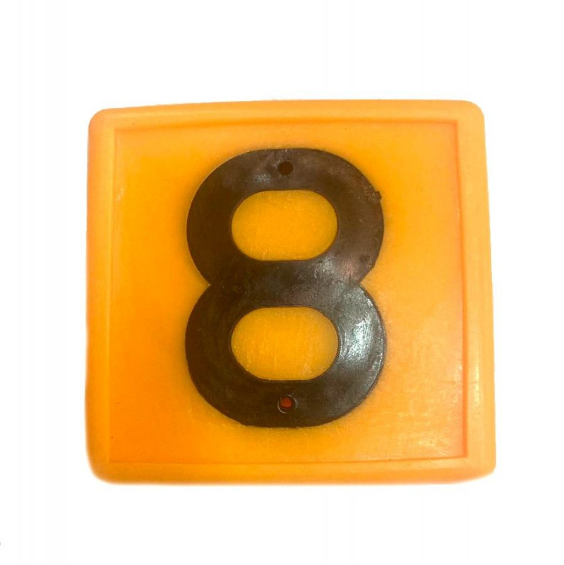 Номер ошейника 8 — 1