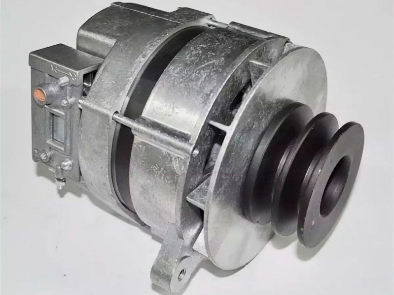 Генератор Г273.В1-3.03 (24В 45А ) — 1