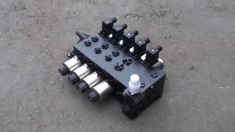 Гидрораспределитель 12В — 1