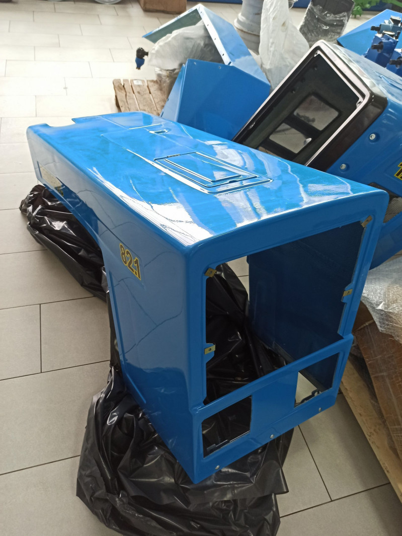 Капот МТЗ-80,82 (пластик) синий — 1