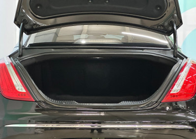 Jaguar XJ Long Long 3.0 AT (340 л.с.) 4WD 2013