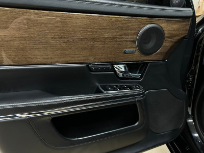 Jaguar XJ Long Long 3.0 AT (340 л.с.) 4WD 2013