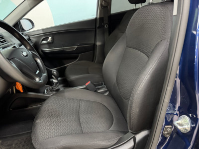 Kia Rio 1.4 MT (107 л.с.) 2015