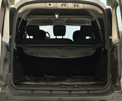 Lada (ВАЗ) Largus Cross Cross 1.6 MT (106 л.с.) 2017