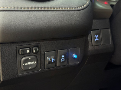 Toyota RAV4 2.0 MT (146 л.с.) 4WD 2014