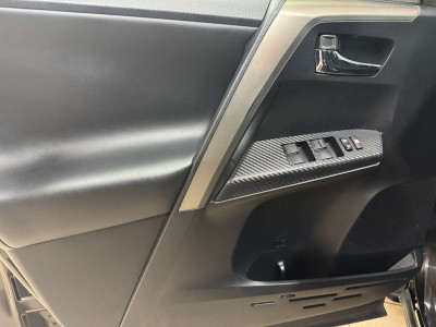 Toyota RAV4 2.0 MT (146 л.с.) 4WD 2014