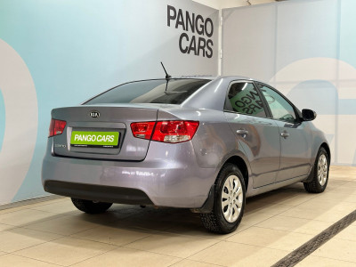Kia Cerato 5-speed 1.6 MT (126 л.с.) 2009