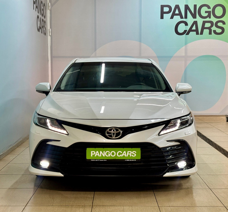 Toyota Camry 2.5 AT (200 л.с.) 2021 — 2