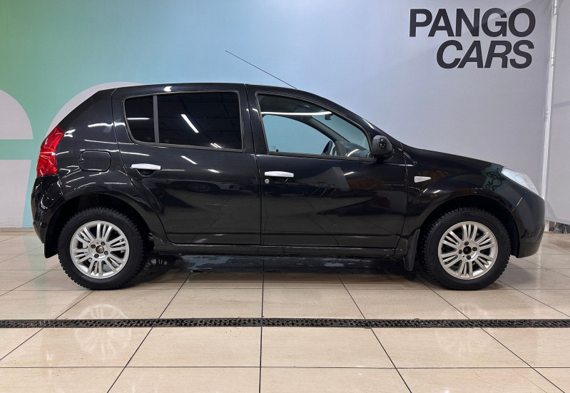 Renault Sandero 1.6 MT (84 л.с.) 2014 — 4