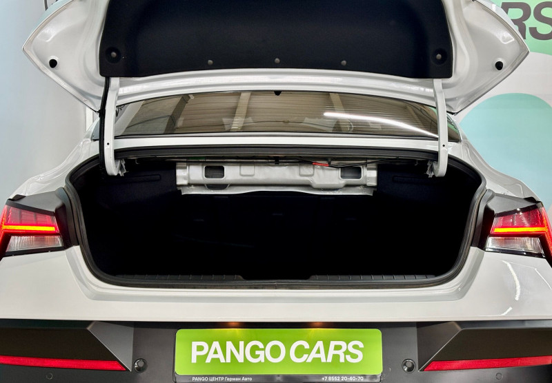 Hyundai Elantra 1.5 CVT (115 л.с.) 2024 — 7