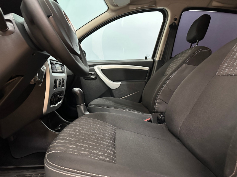 Renault Sandero 1.6 MT (84 л.с.) 2014 — 9