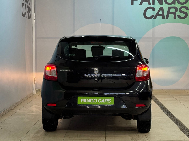 Renault Sandero 1.6 MT (102 л.с.) 2014 — 5