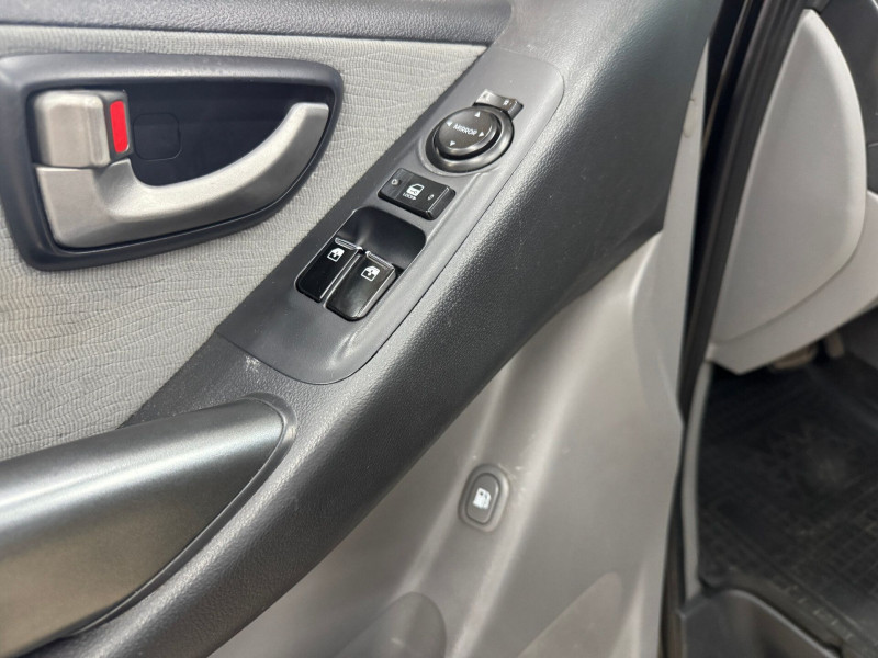 Hyundai H-1 2.5d AT (170 л.с.) 2013 — 10