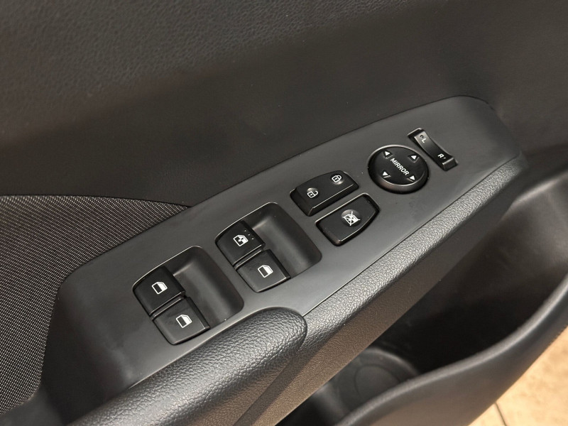 Hyundai Solaris 1.6 MT (123 л.с.) 2017 — 8